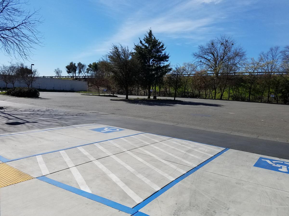 Days Inn By Wyndham Woodland Exterior foto